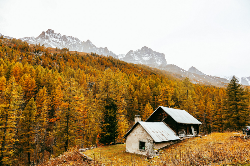 Beautiful photo poster of mountains. See more at Lauraussie.com